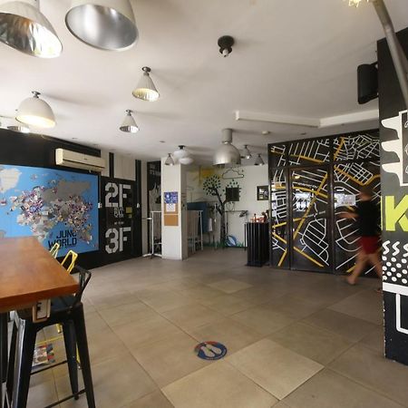 Oyo 866 Junction Hostels 马尼拉 外观 照片