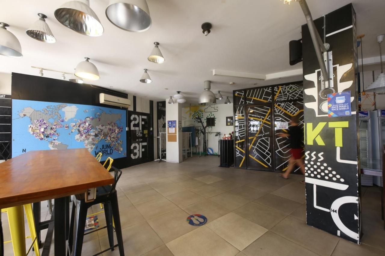 Oyo 866 Junction Hostels 马尼拉 外观 照片