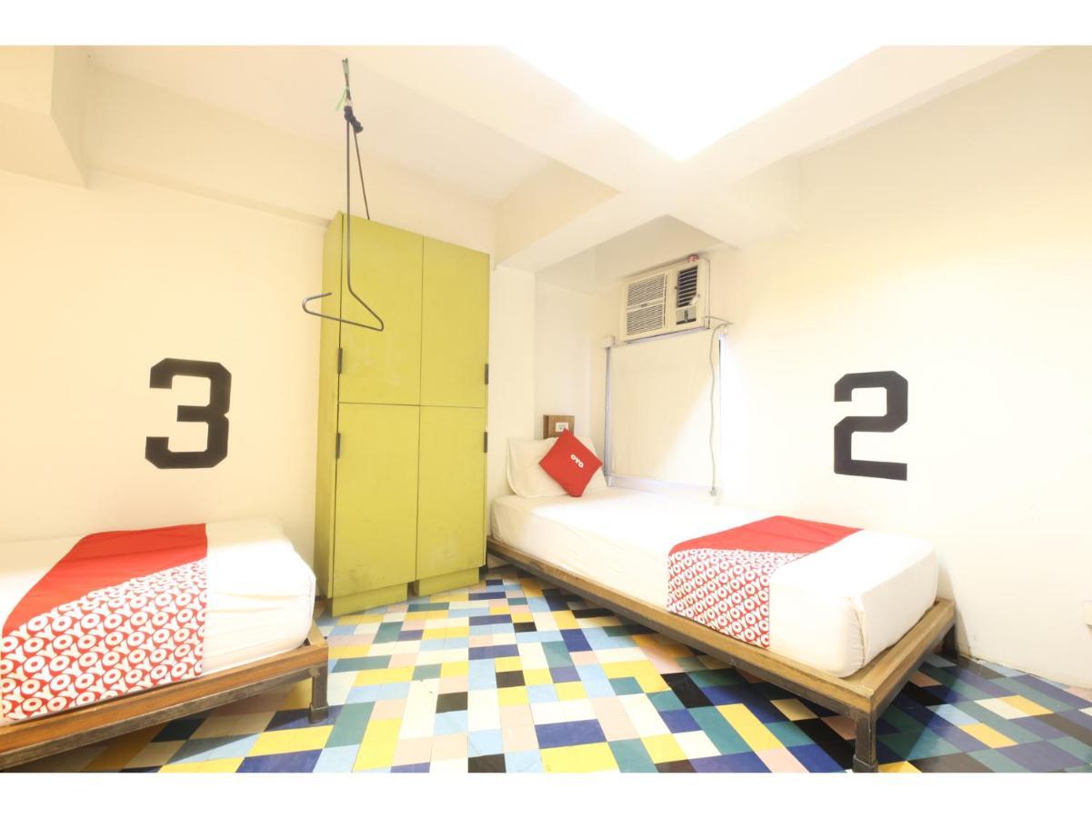 Oyo 866 Junction Hostels 马尼拉 外观 照片