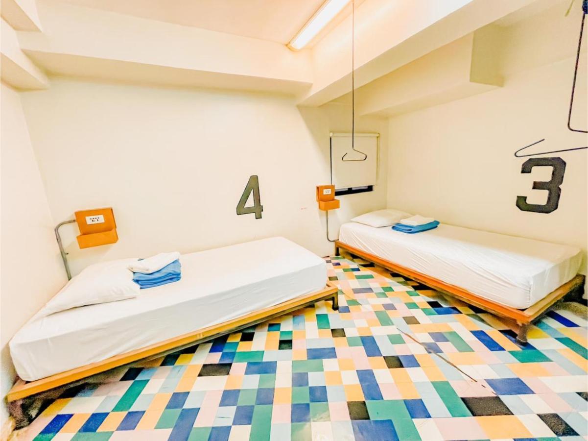 Oyo 866 Junction Hostels 马尼拉 外观 照片