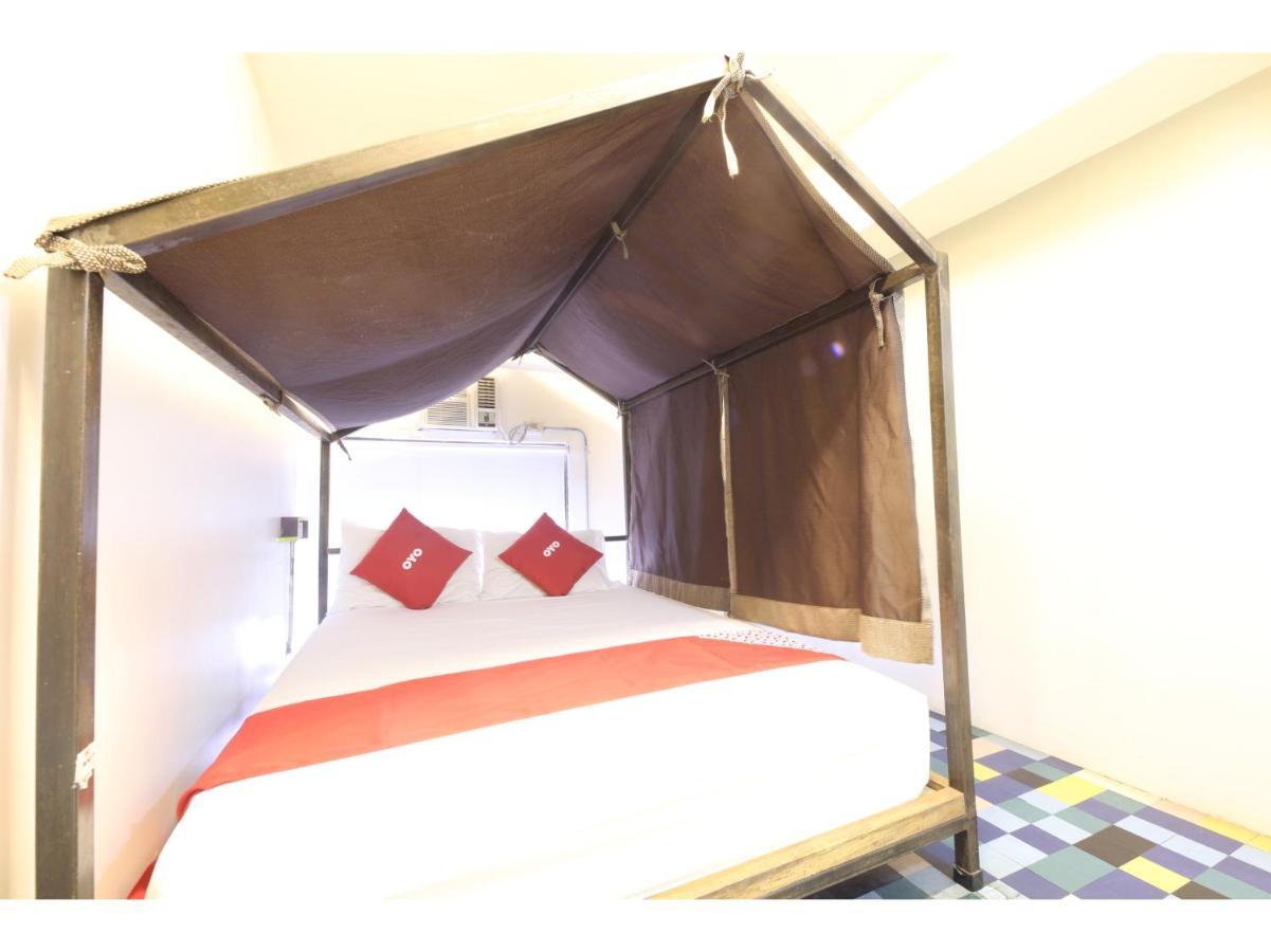 Oyo 866 Junction Hostels 马尼拉 外观 照片